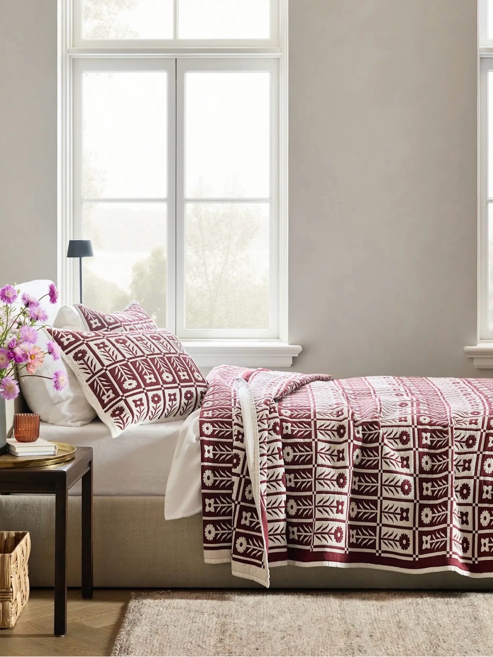 Quince NWOT Organic Cotton Jacquard Floral Coverlet in Burgundy Queen Size 967 - Picture 2 of 4